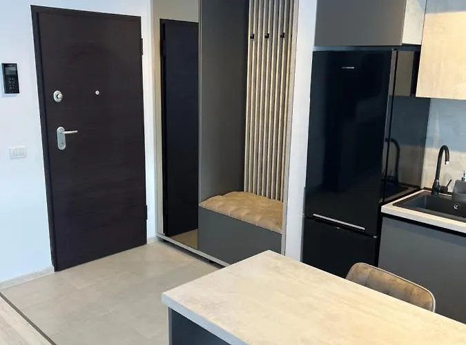 Top Studio Apartment *